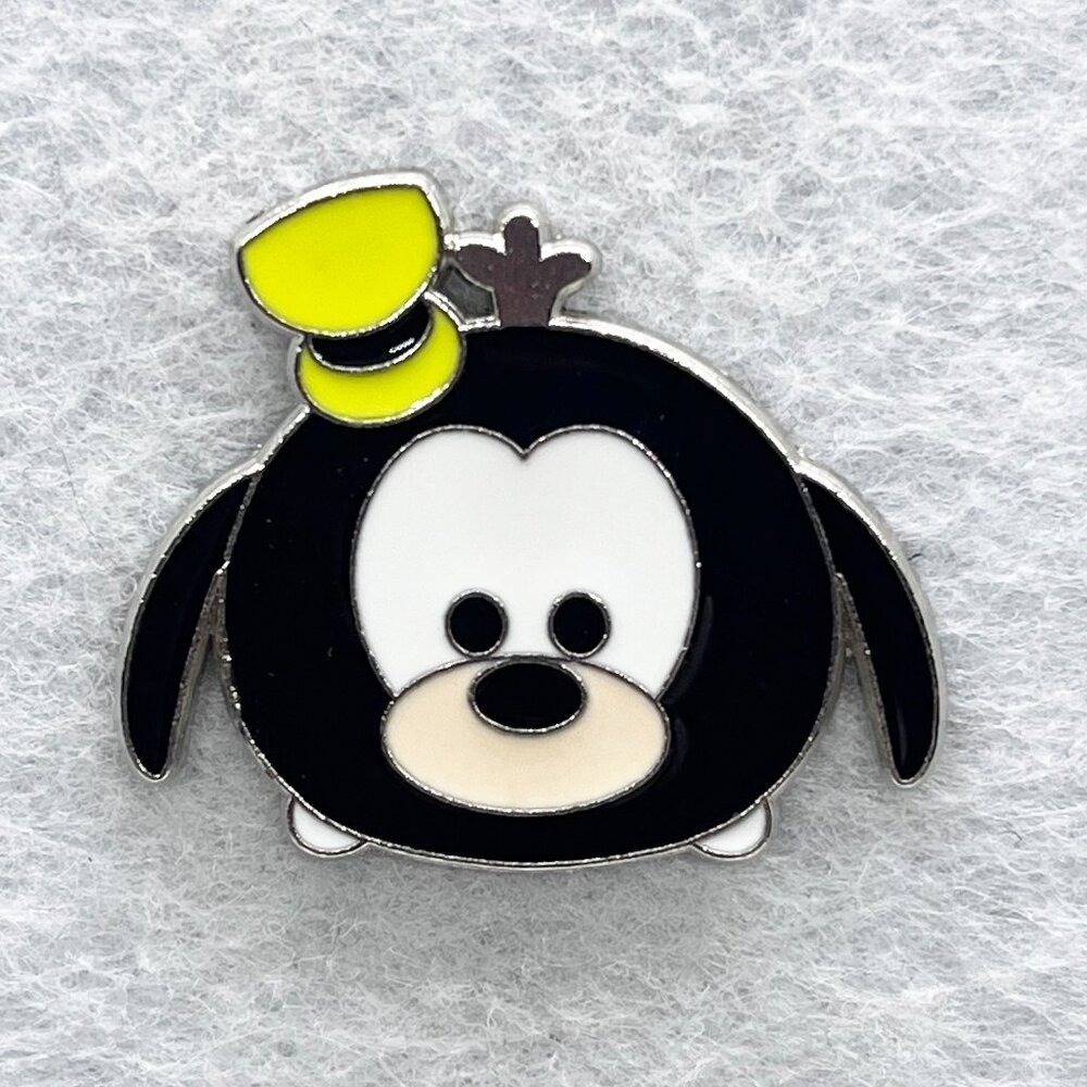 🔮 5/$25 Disney Goofy Tsum Tsum‎ Pin